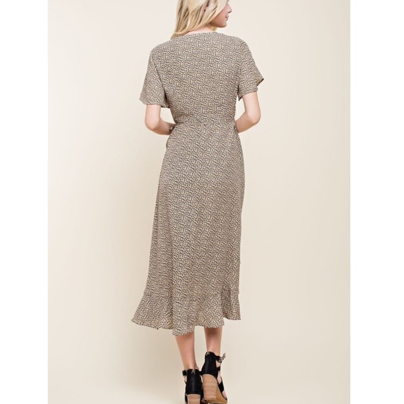 Ruffle Wrap Midi Dress With Tie - Picture 3 of 4